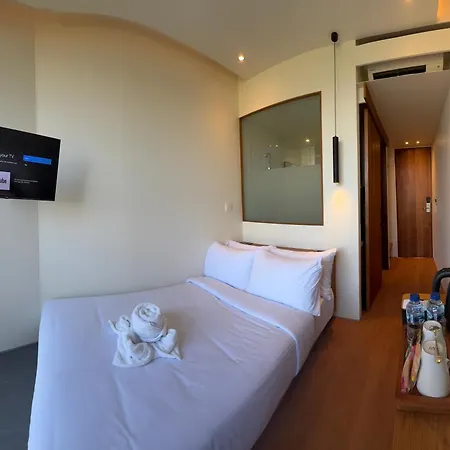 The Fields Hotel And Apartment